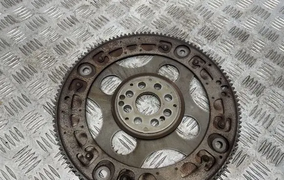 BMW 3 E90 E91 Flywheel 779796405