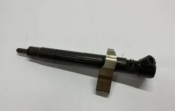 Mercedes-Benz E W212 Fuel injector 28308370 28348370 A6510702887