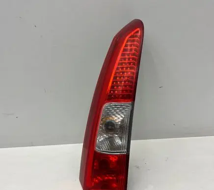 Volvo V70 Rear/tail lights 160985