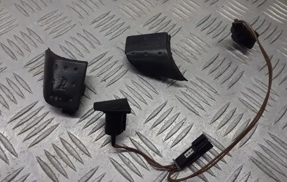 Opel Corsa C Multifunctional control switch/knob P250810