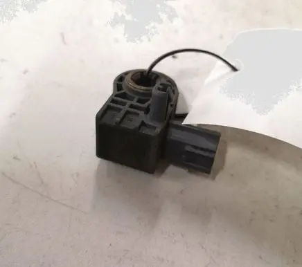 Volvo V40 Airbag deployment crash/impact sensor 31387891