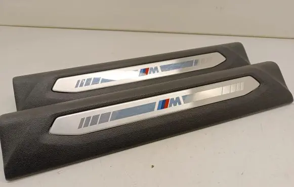 BMW 1 F40 sill trim set (inner) 7469183