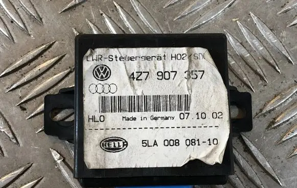 Audi A4 S4 B6 8E 8H Light module LCM 4Z7907357 5LA00808110