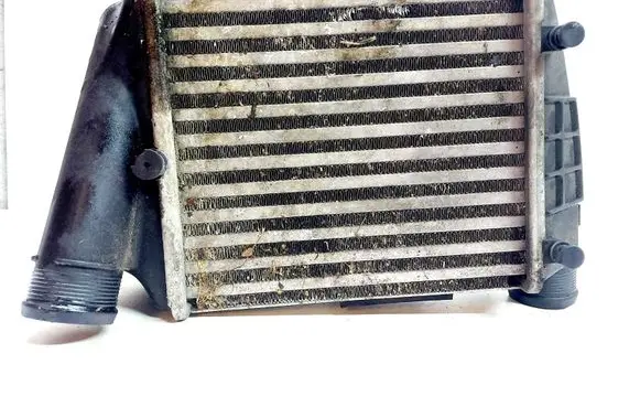 Audi A4 S4 B7 8E 8H Intercooler radiator 8E0145806L