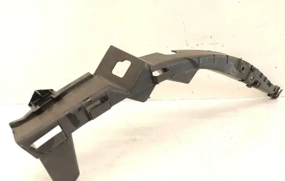 Volkswagen PASSAT B5 Front bumper mounting bracket 3B0807050B DN12291