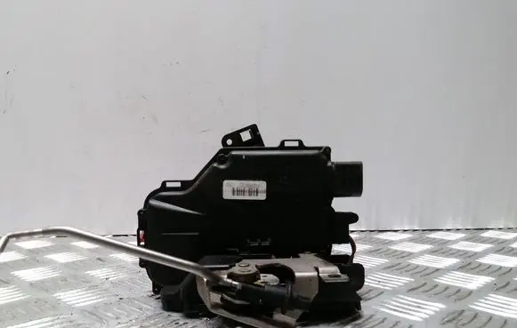 Audi A4 S4 B6 8E 8H Rear door lock 8E0839016C