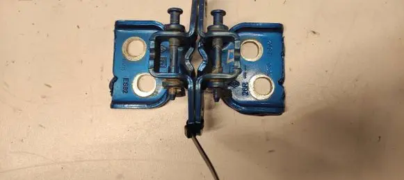 Dacia Sandero Rear door hinge set 26res92