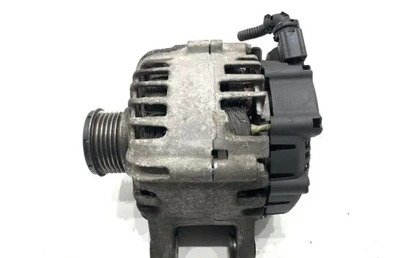Peugeot 308 Generator/alternator 9818677980