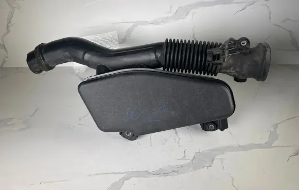 Toyota Prius (XW30) Intake resonator 1789337040 SEK1S0