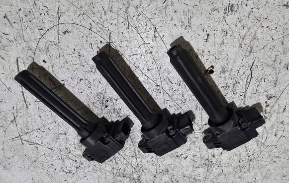 High voltage ignition coil