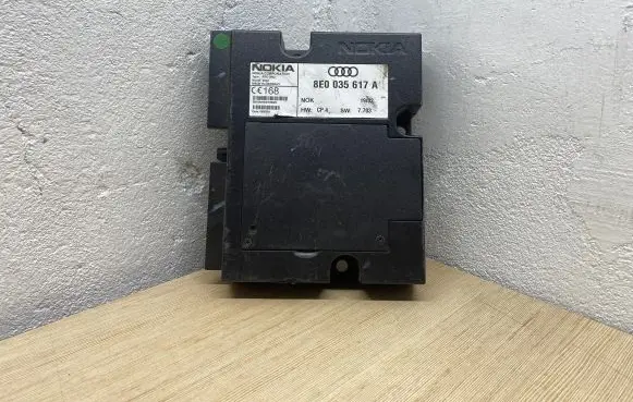Audi A4 S4 B6 8E 8H Phone control unit/module 8E0035617A
