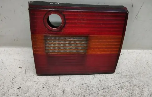 Volkswagen PASSAT B4 Tailgate rear/tail lights