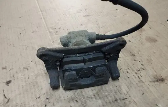 Peugeot 4007 Rear brake caliper