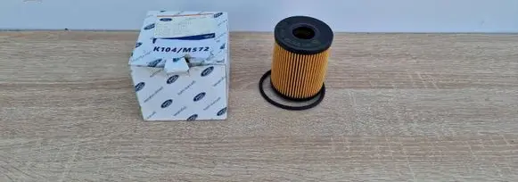 Ford Focus Oil filter cover 9S516731C1A
