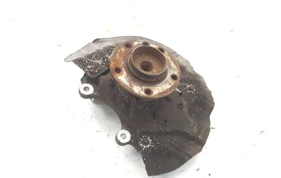 BMW 7 E65 E66 Front wheel hub