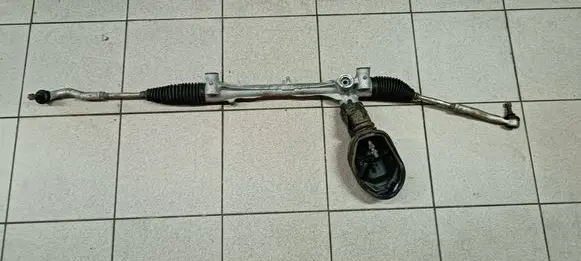 Toyota C-HR I Steering rack 73100684A