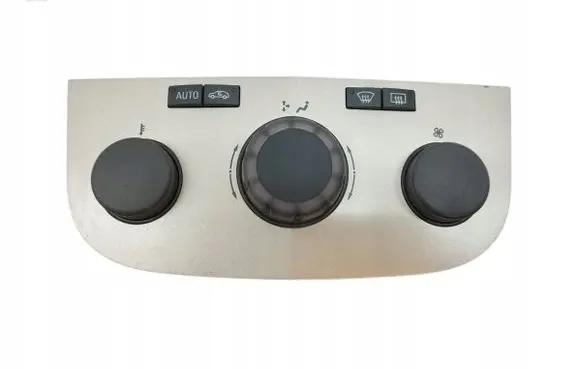 Opel Corsa D Climate control unit 13261831