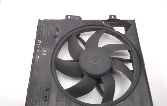 Citroen DS3 Radiator cooling fan shroud