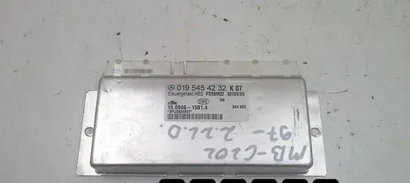 Mercedes-Benz C W202 Engine control unit/module 0195454232K07