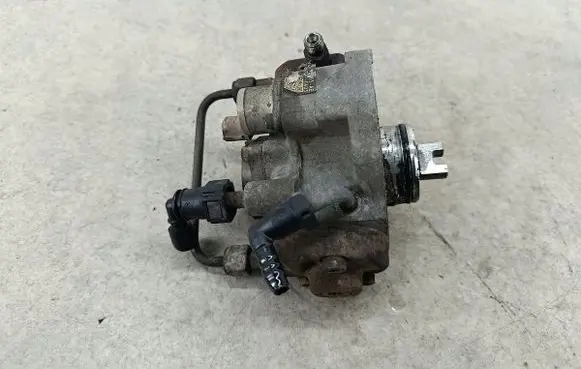 Peugeot Boxer Fuel injection high pressure pump DENSO