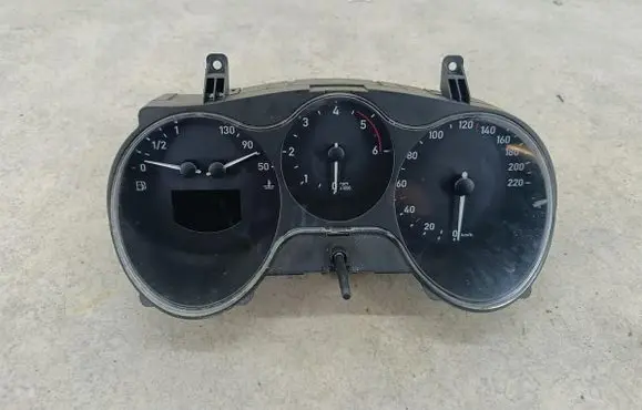 Seat Altea XL Speedometer (instrument cluster) 5P0920827F