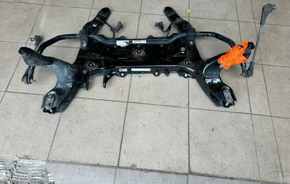 BMW X1 F48 F49 Front subframe 6872729 311168772729 35068
