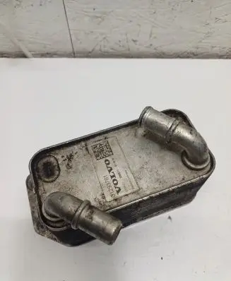 Engine oil radiator