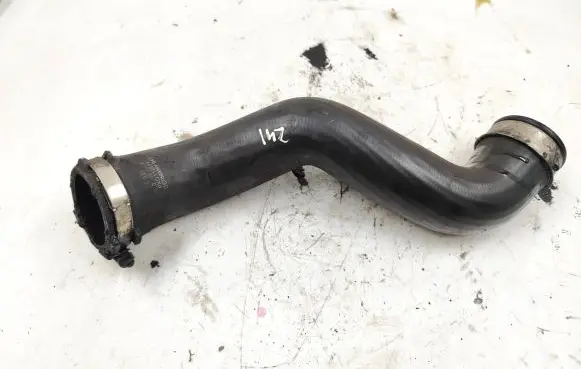 Audi A4 S4 B7 8E 8H Intercooler hose/pipe 8E0145737F