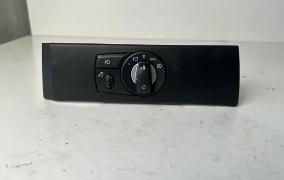 BMW 5 E60 E61 Light switch 6988553