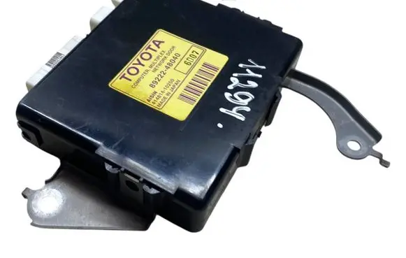 Lexus RX 330 - 350 - 400H Door control unit/module 8922248040 41481410250