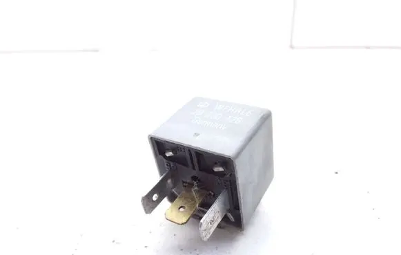 Volkswagen PASSAT B3 Other relay 20230426