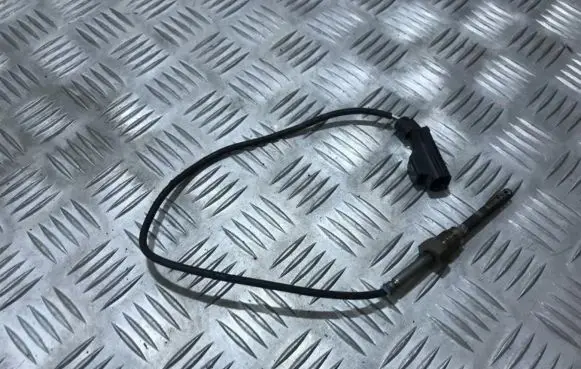 Volvo V70 Exhaust gas temperature sensor 30729648a