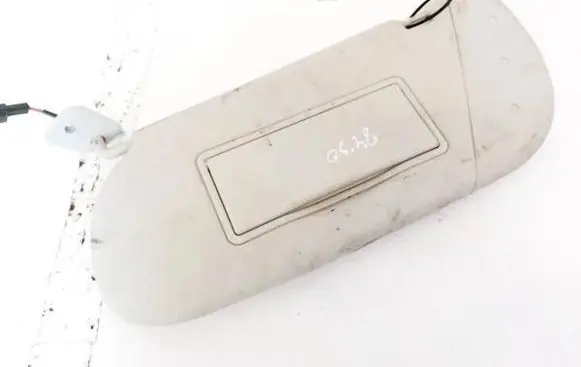 Sun visor