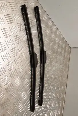Land Rover Range Rover Sport L320 Windshield/front glass wiper blade 
