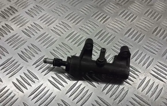 Opel Vectra C Fuel distributor 55193043