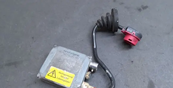 Headlight ballast module Xenon