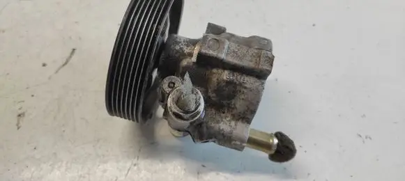 Nissan Primera Power steering pump 01414104 067245