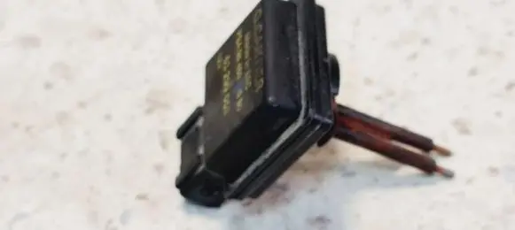 Citroen C8 Coolant level sensor 9646902580 63299058 31505
