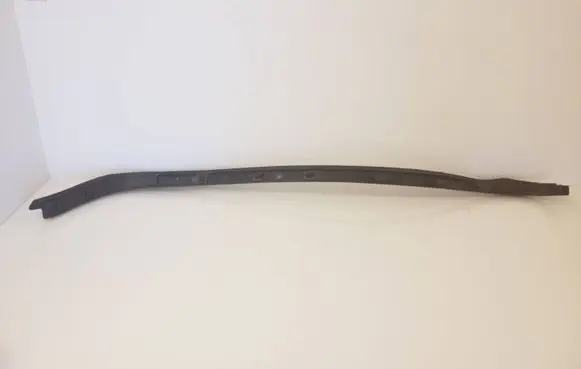 Volkswagen Golf Plus Other rear door trim element 5M0839873C