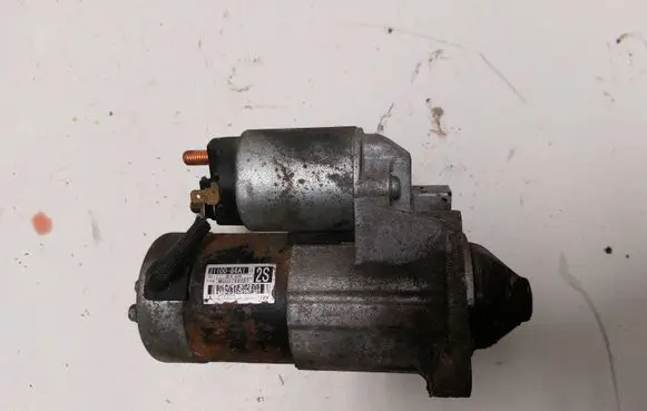 Suzuki Jimny Starter motor 3110084A1 M000T88681