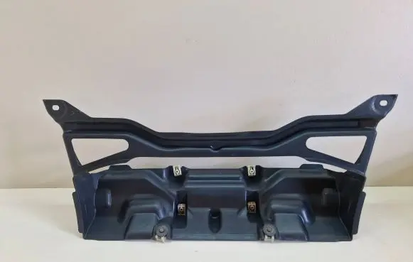 BMW i3 Intercooler air guide/duct channel 19183210 BBP202401
