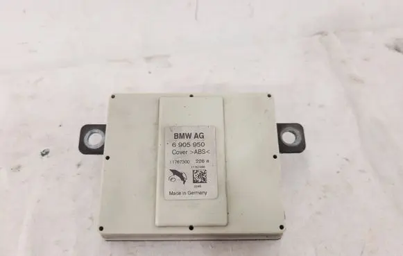 BMW X5 E53 Aerial antenna amplifier 6905950 11767300