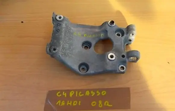 Citroen C4 Grand Picasso Engine mounting bracket