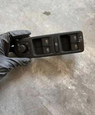 Volkswagen Golf VI Wing mirror switch 1K0959565K