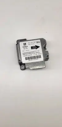 Opel Zafira A Airbag control unit/module 09229303 BGS05193490 330518650