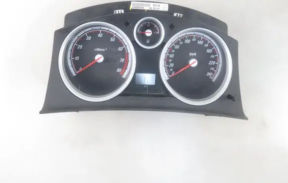 Speedometer (instrument cluster)