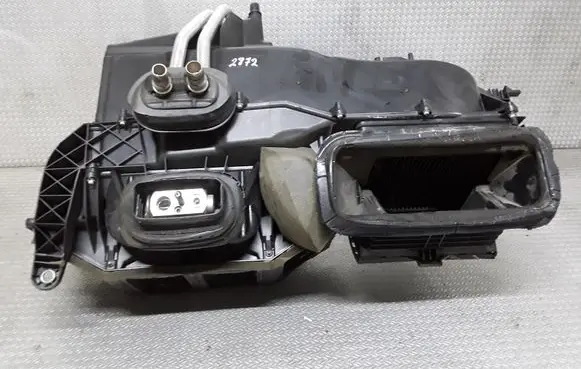 Interior heater climate box assembly