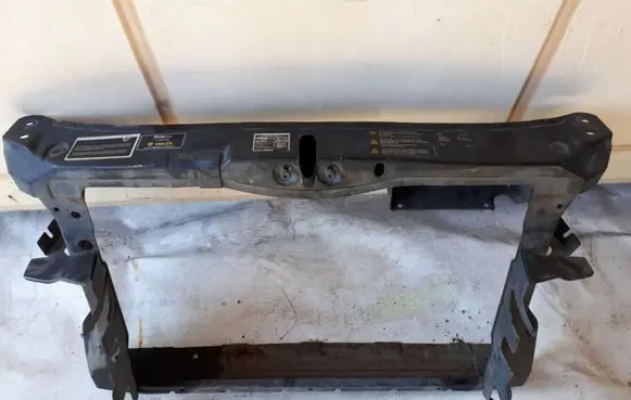 Skoda Octavia Mk2 (1Z) Radiator support slam panel