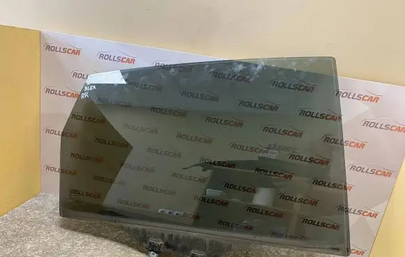Honda CR-V Rear door window glass 43R006723