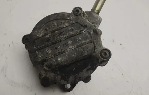 Mercedes-Benz Vito Viano W639 Vacuum pump A646230